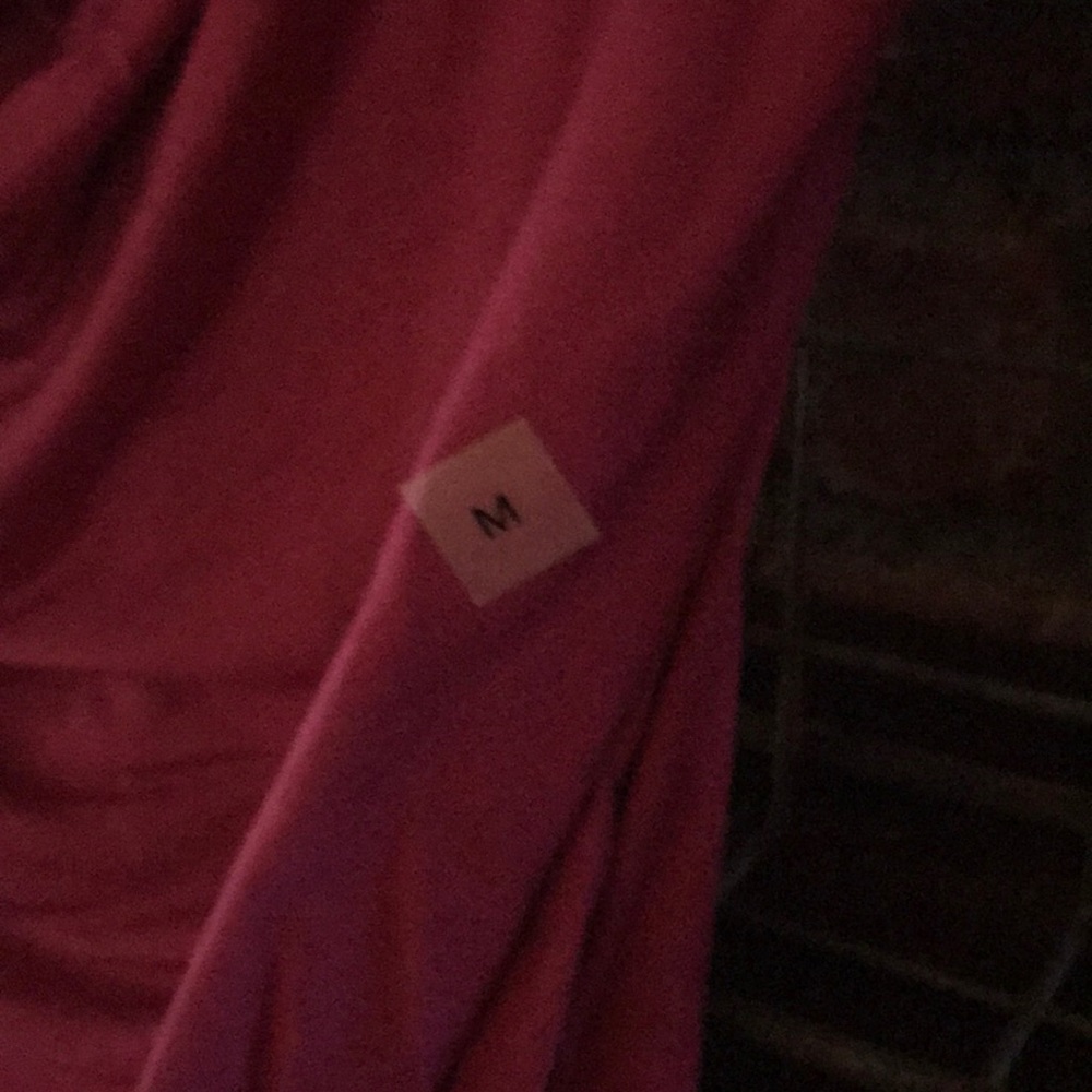 Top - Picture 2 of 5